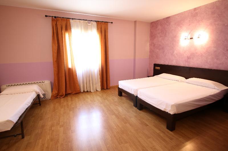 Hotel Alda Тордесильяс Экстерьер фото