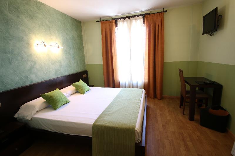 Hotel Alda Тордесильяс Экстерьер фото