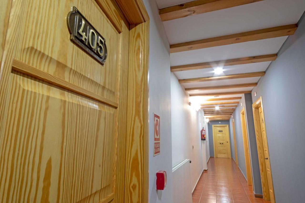 Hotel Alda Тордесильяс Экстерьер фото