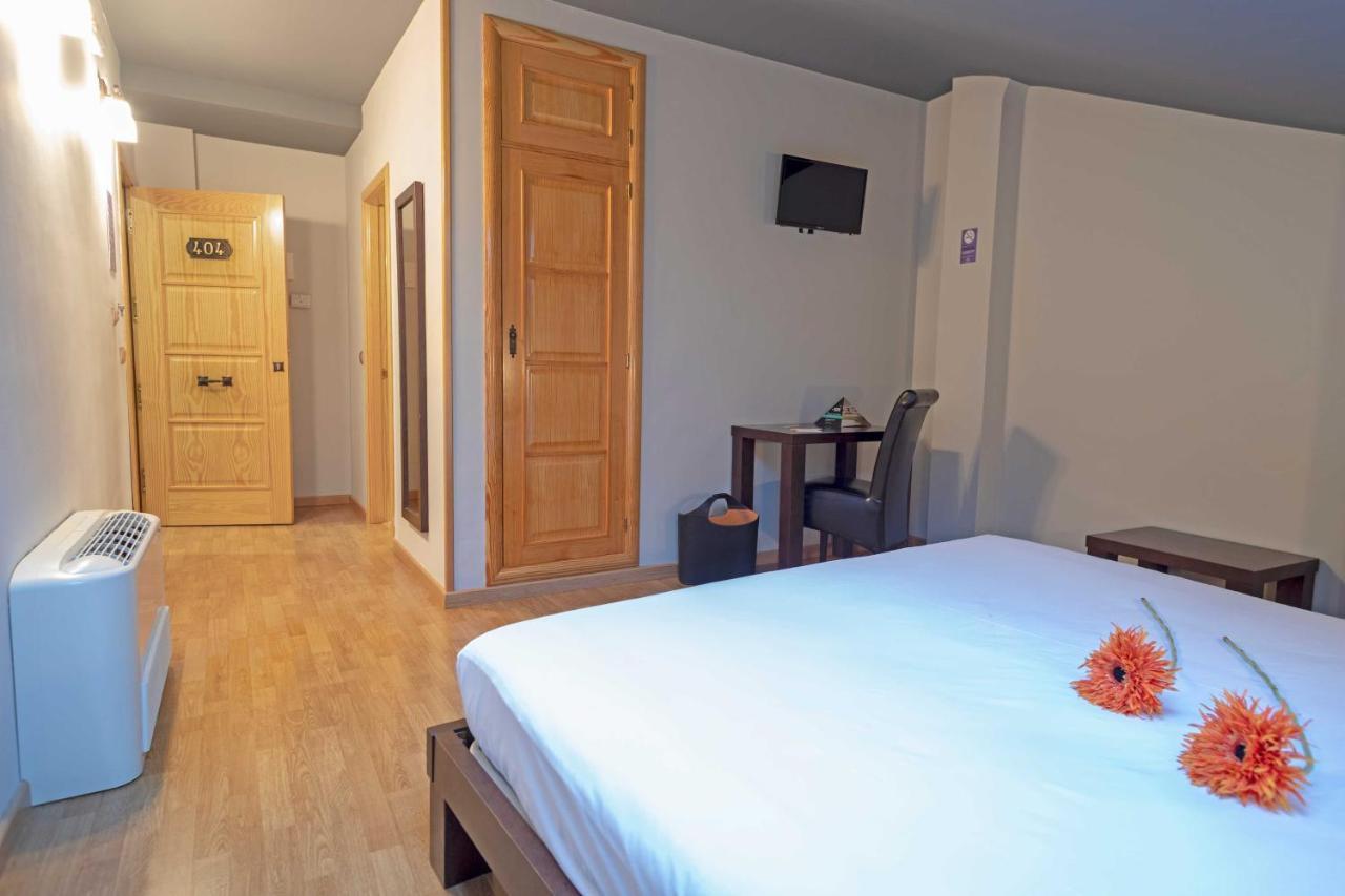 Hotel Alda Тордесильяс Экстерьер фото
