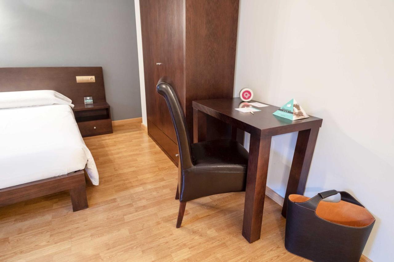 Hotel Alda Тордесильяс Экстерьер фото