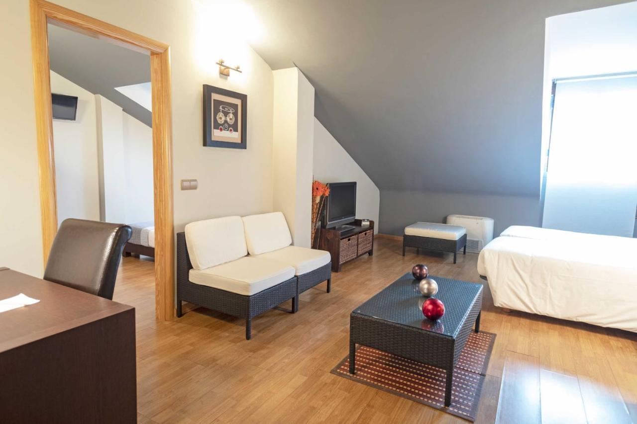 Hotel Alda Тордесильяс Экстерьер фото